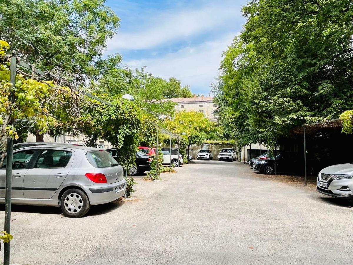 Duplex-Ceiling Height 1,9M-Free Private Parking-Self Check In !! Duplex Climatise-Hauteur Sous Plafond 1,9M-Parking Prive Gratuit-Arrivee Autonome !! Avignon Exterior foto